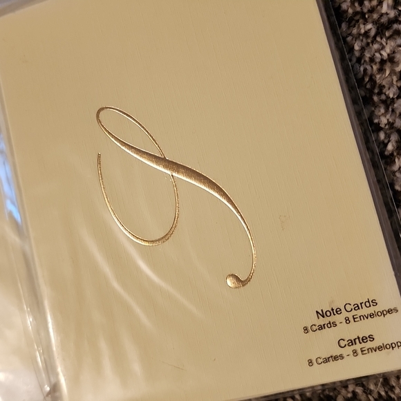 5 sets of monogrammed cards and paper pads - Picture 4 of 4